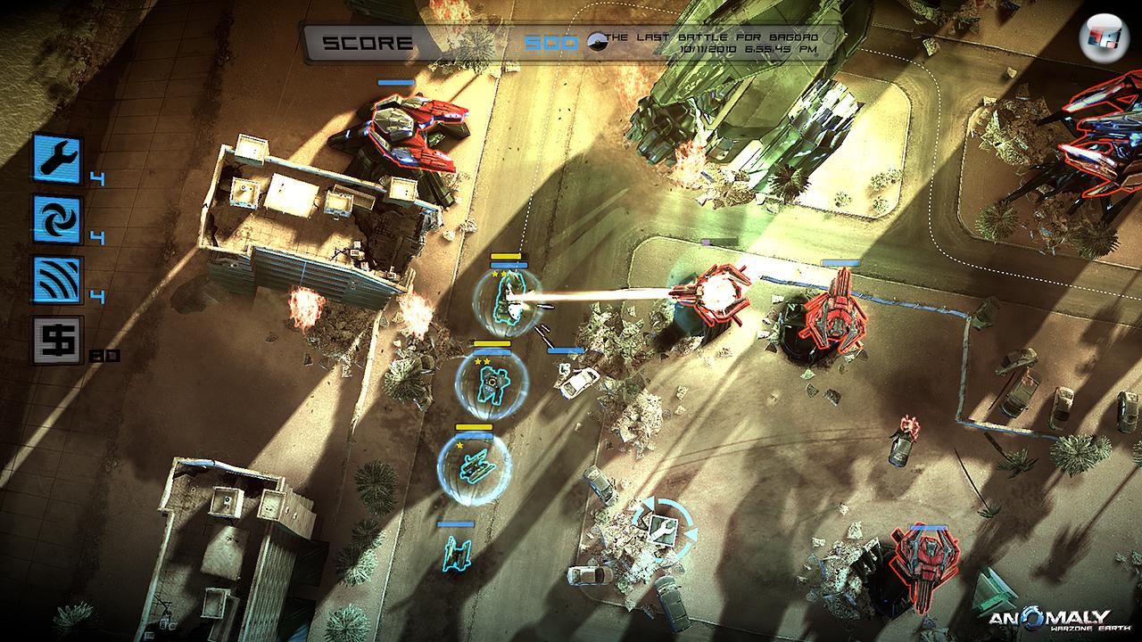 Die von einem Schutzschild umgebenden ersten Fahrzeuge des Konvois beginnen den Angriff auf die feindlichen T&uuml;rme.