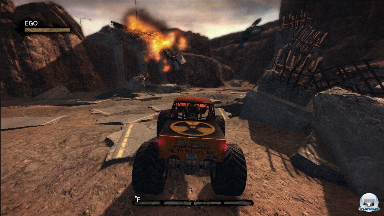 Duke steigt in seinem neuen Abenteuer auch mal in seinen Monster Truck, um mit den Aliens aufzur&auml;umen.