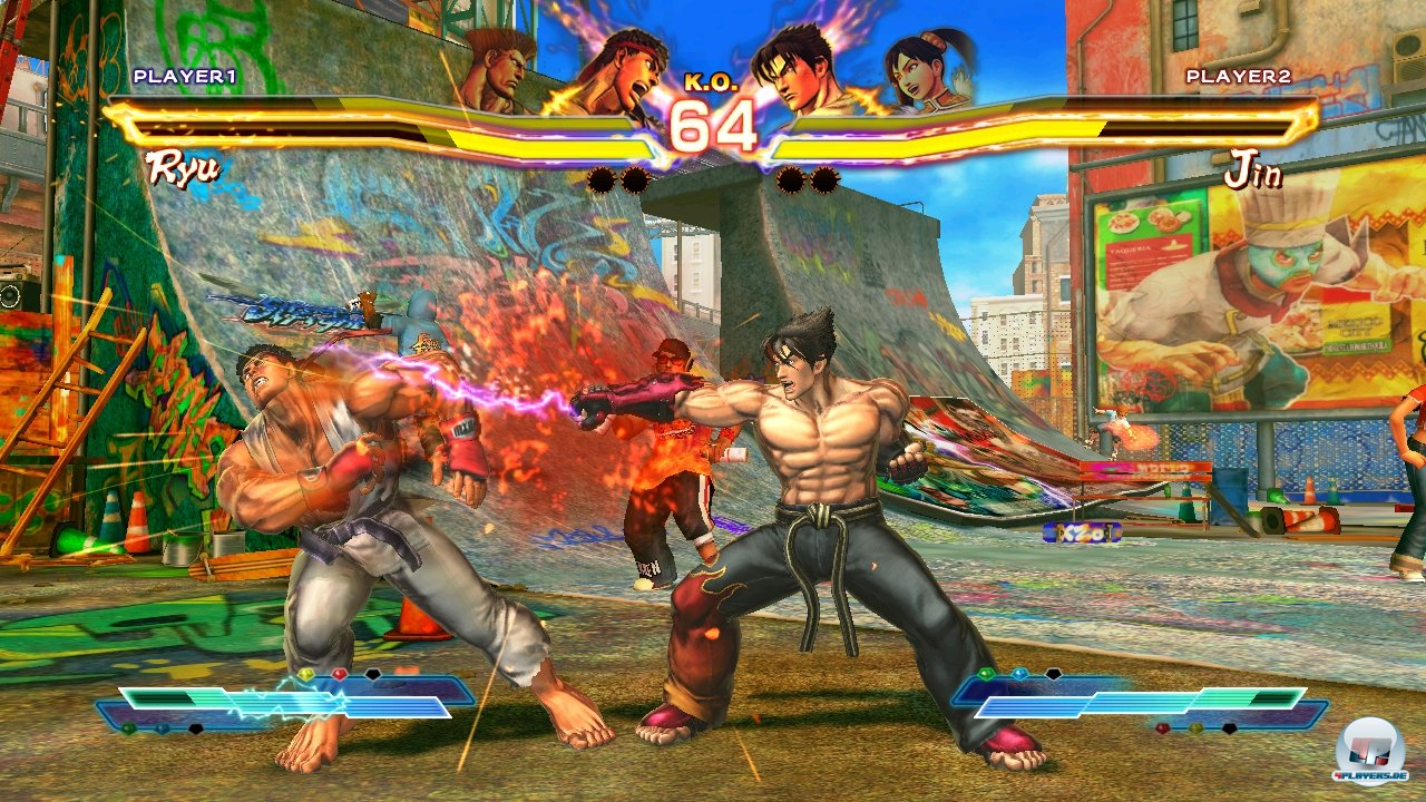 Standardm&auml;&szlig;ig sind 38 K&auml;mpfer verf&uuml;gbar, 19 aus Srteet Fighter, 19 aus Tekken. PS3-Spieler bekommen noch f&uuml;nf Bonusfighter extra.