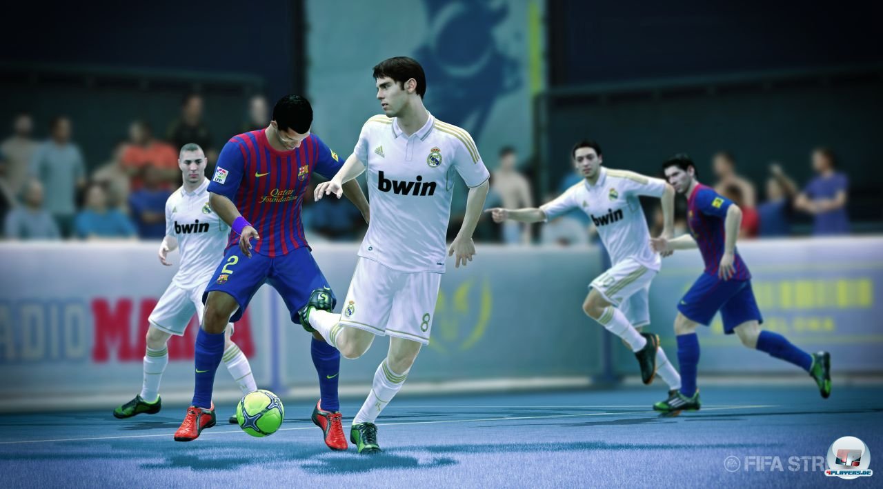 Trotz Trickfokus wirkt FIFA Street deutlich bodenst&auml;ndiger als seine Vorg&auml;nger.