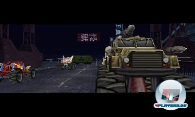 Die Engine kommt selbst mit derart h&auml;sslicher Grafik nicht klar: Die niedrige Framerate verwandelt die Offroad-Rennen in eine Slideshow. 