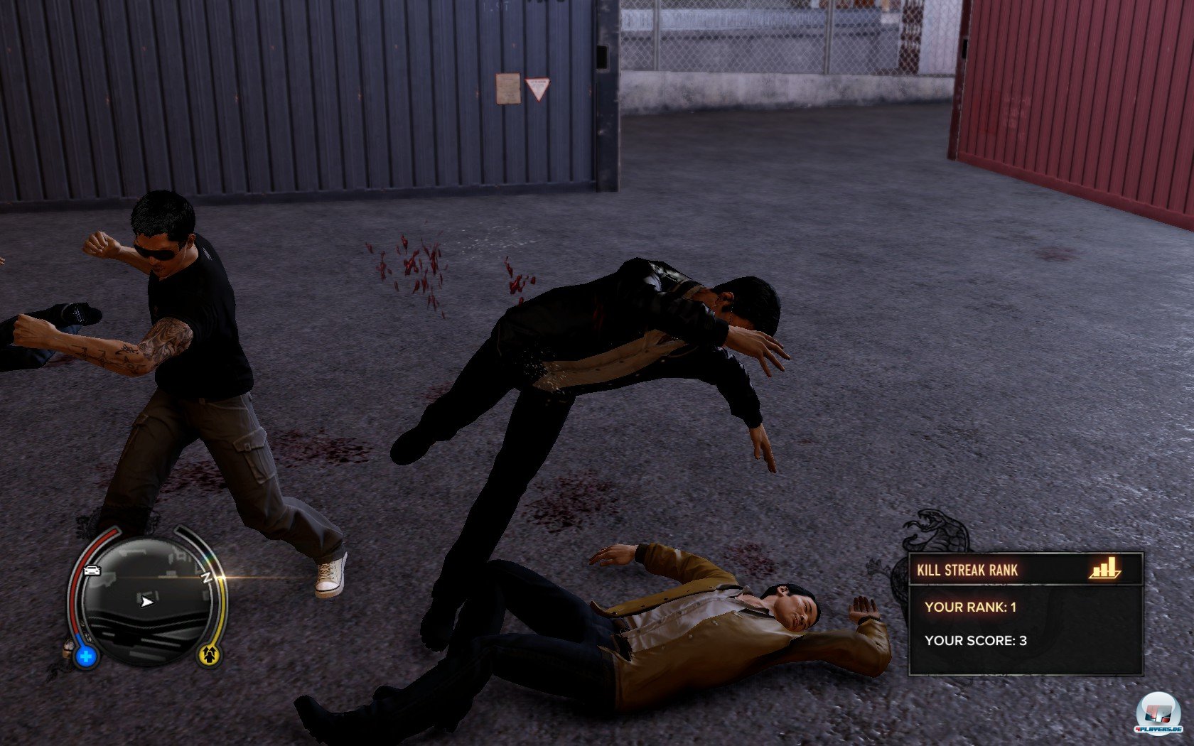 In den Nahk&auml;mpfen geht es schmerzhaft zur Sache. Das Kampfsystem erinnert an Batmans j&uuml;ngste Abenteuer.