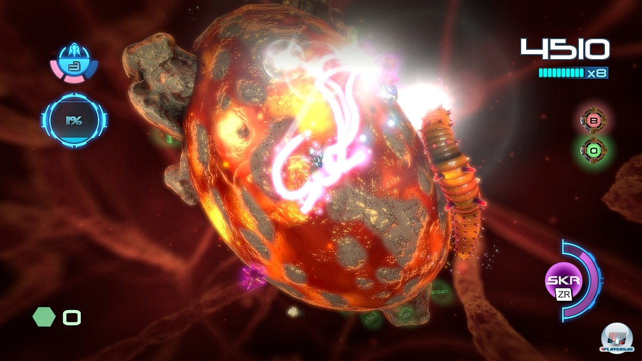 Durch die glei&szlig;ende Beleuchtung kommenden die &uuml;ber dei Zelle wuselnden Biester prima zur Geltung.