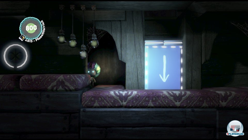 Blaue und gr&uuml;ne Bl&ouml;cke werden mich dem Touchscreen und dem R&uuml;ckseiten-Touchpad verschoben: In die hinteren Ebenen, nach vorne oder zur Seite.