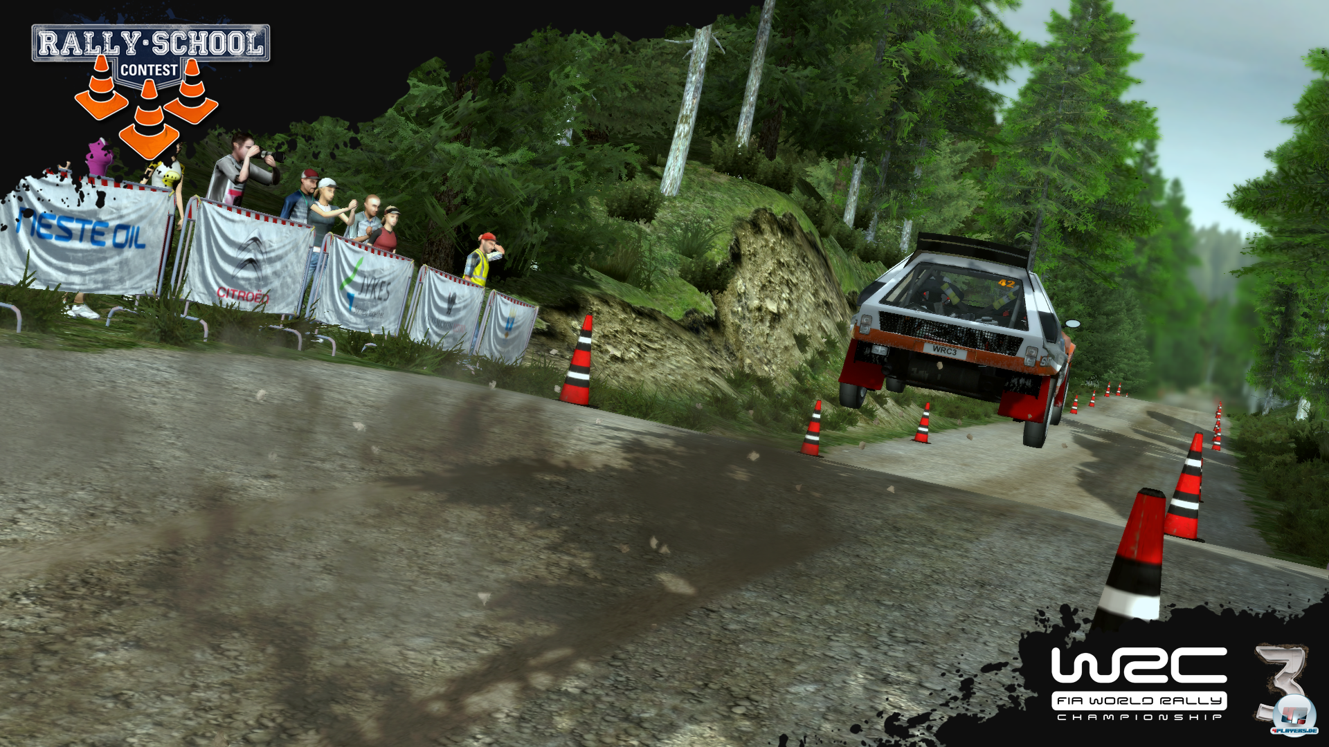 Spektakul&auml;re Spr&uuml;nge geh&ouml;ren beim Rallye-Sport einfach dazu.