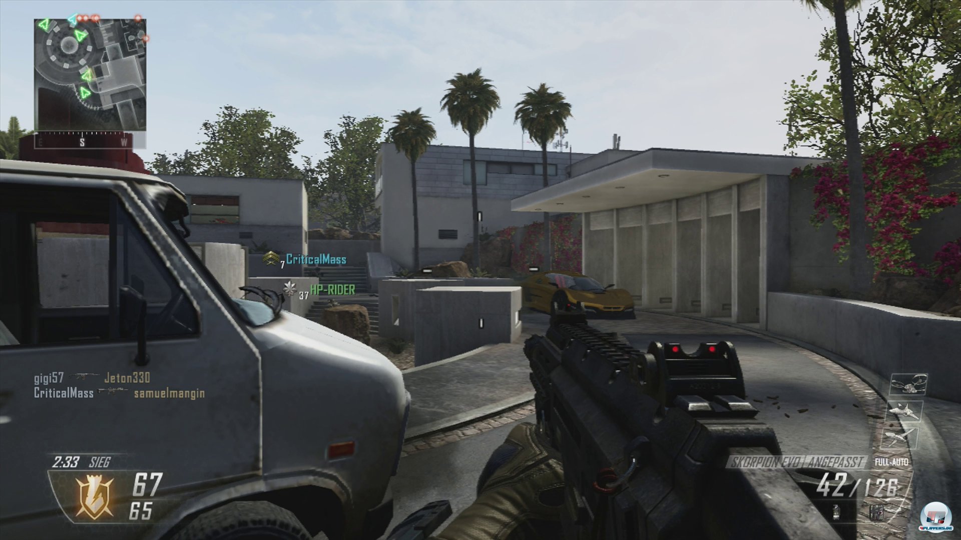 Alle Online-Modi und Karten sind enthalten, zw&ouml;lf Spieler d&uuml;rfen loslegen. Falls man so viele zusammenkriegt - gegenw&auml;rtig ist auf den Servern kaum was los.