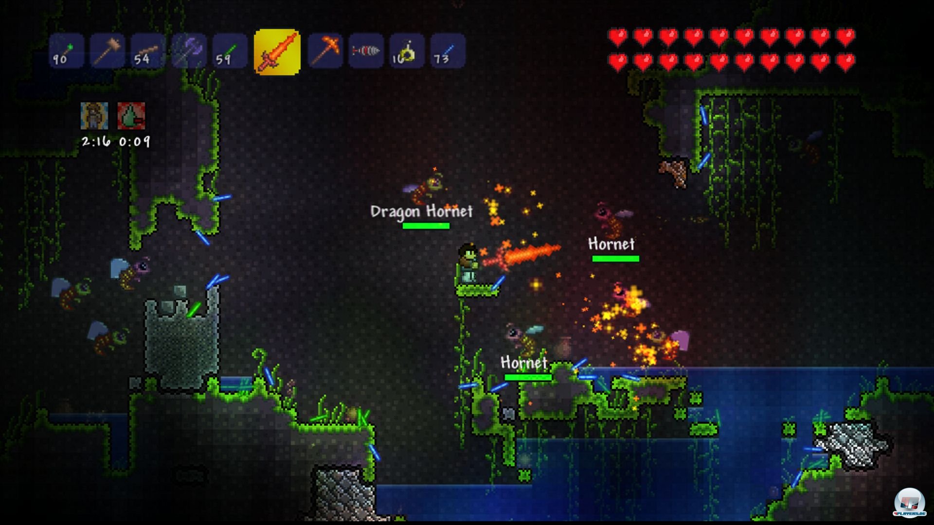 Geheimnisvolles Glitzern und Funkeln verf&uuml;hrt immer wieder zu einem Abstecher in den ohnehin schier endlosen H&ouml;hlen.