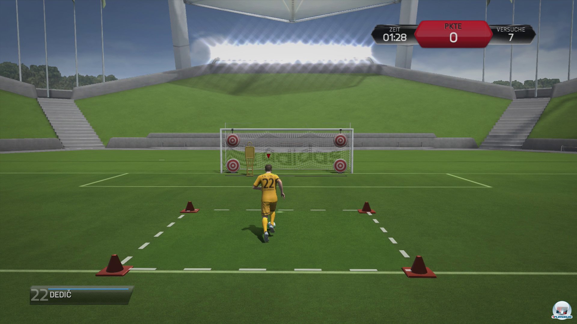 Die Schussphysik wurde leicht verbessert. Abschl&uuml;sse, P&auml;sse, Flanke & Co kann man in vielen neuen Minispielen trainieren.